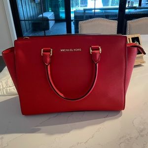 Michael Michael Kors Handbag